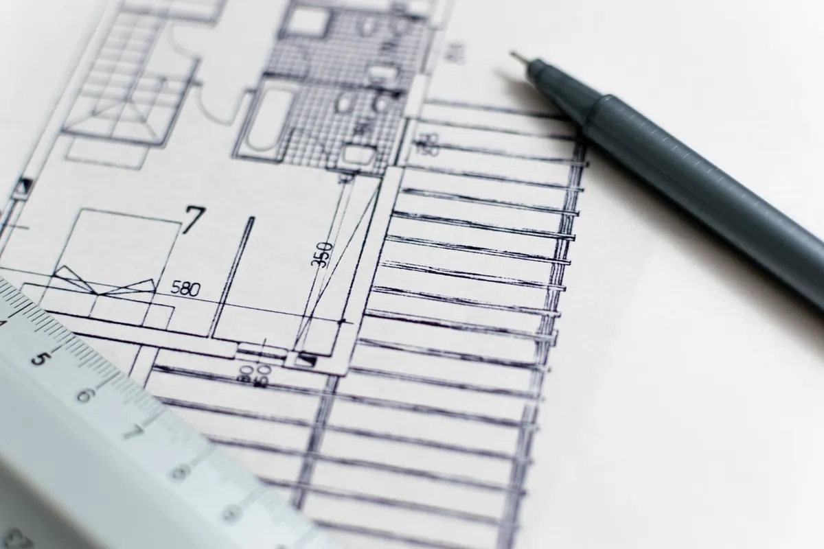 How to Calculate Wallpaper Rolls for Pattern Repeats (UK Room Sizes)