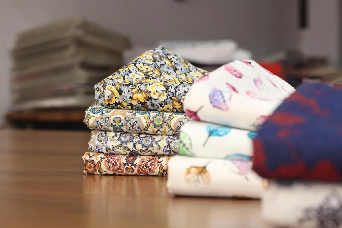 Screen Printing vs Digital Printing for Textiles: Which Suits Your Pattern?